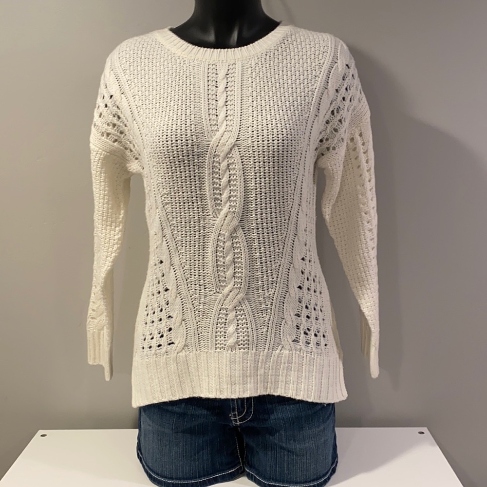 pink.rose women crew neck cable knit sweater, Sz Med